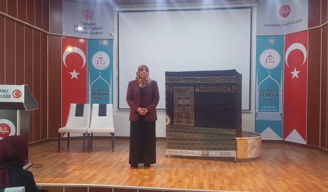 Kütahya Tavşanlı’da umre yolcularına eğitim semineri