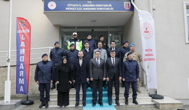 Kütahya Valisi Işın'dan güvenlik güçlerine bayram ziyareti