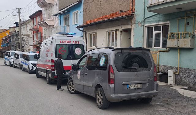 Kütahya'da çocukları ve eşi ölen yaşlı adam evinde ölü bulundu