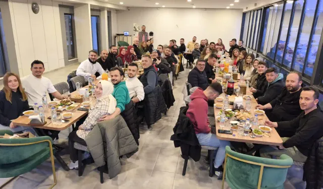 Kütahya’da motosiklet tutkunları iftarda bir araya geldi
