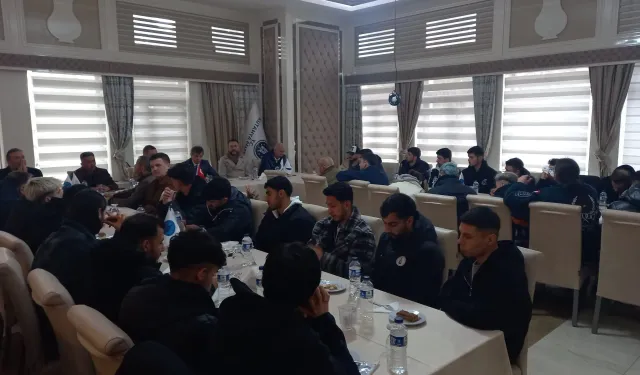 Kütahyaspor’da yönetim ve futbolcular bayramlaştı