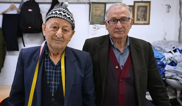 Trabzon’da iki kardeş 74 yıldır terzilik yapıyor