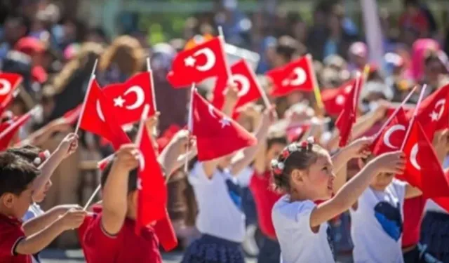 23 Nisan resmi tatil mi, hangi güne denk geliyor?