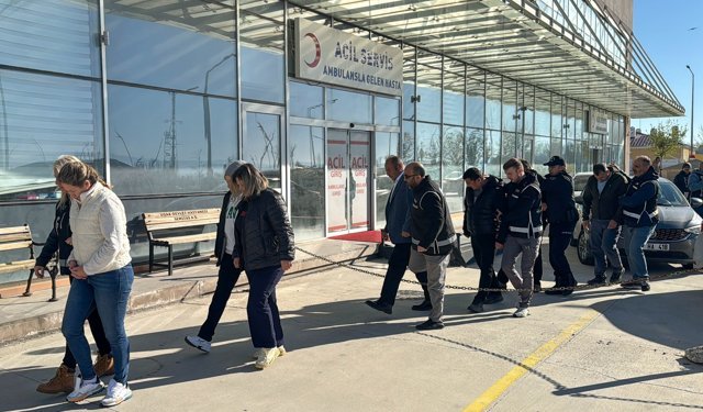 Uşak Eşme Belediye Başkanı Tozan irtikap soruşturmasında gözaltına alındı