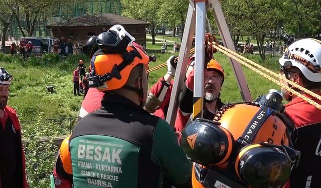 Bursa’da deprem tatbikatı 1350 personelle gerçekleştirildi