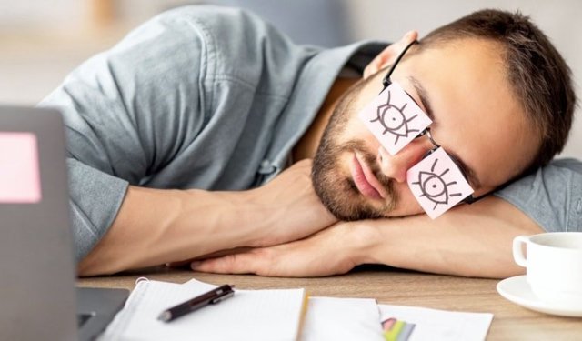 Erteleme tembellik değil zihnin savunma mekanizması