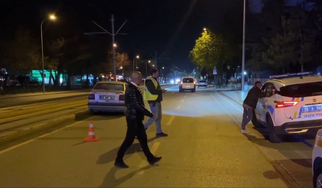 Eskişehir’de alkollü ve ehliyetsiz sürücüye 228 bin lira ceza