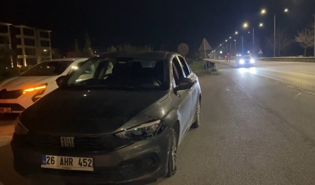 Eskişehir’de polisten kaçtı, araçta uyuşturucu ele geçirildi