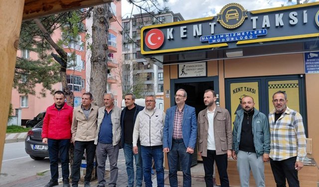 AK Parti teşkilatından 75. Yıl Mahallesi'nde hane ziyaretleri