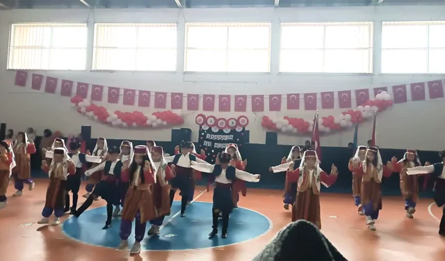 Kütahya Aslanapa’da 23 Nisan coşkusu