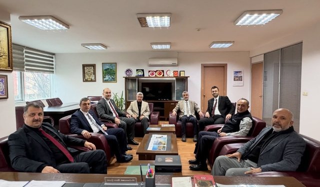 Kütahya Vakıflar Bölge Müdürü'ne hayırlı olsun ziyareti