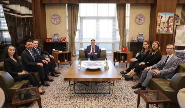 Kütahya Valisi Musa Işın ZAFERSİFED heyetini kabul etti