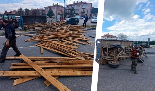 Kütahya’da kereste yüklü römork devrildi