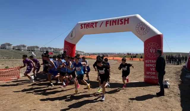 Kütahya’da kros yarışlarında heyecan üst seviyedeydi