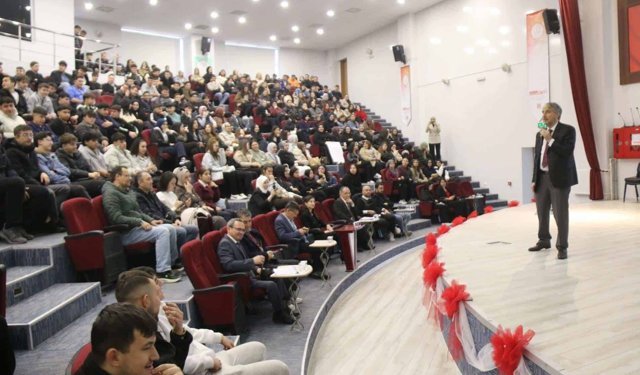Kütahya’da öğrencilere yönelik girişimcilik eğitimi