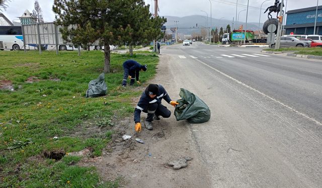 Kütahya’da otogar çevresinde kapsamlı temizlik çalışması