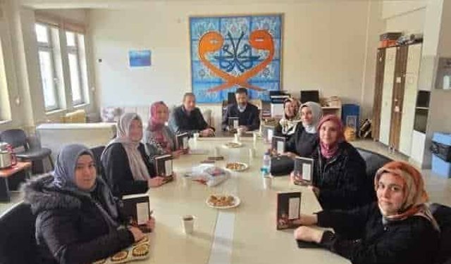 Kütahya'da öğretmenler "Okuyorum Öğretmenim" projesinde buluştu