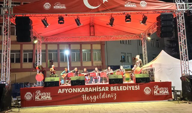 Neşet Ertaş konseri Afyonkarahisar’da duygusal anlar yaşattı