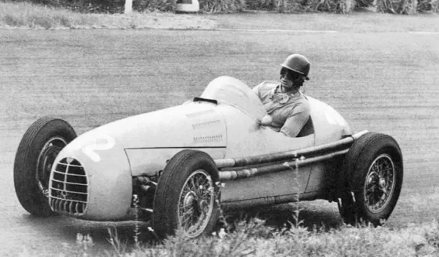 Formula 1’in en yaşlı pilotu hayatını kaybetti