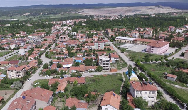 Kütahya Hisarcık’ta bina ve müştemilatı icradan satılığa çıkarıldı
