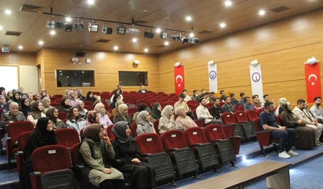 Kütahya DPÜ’de umre hatıraları paylaşıldı