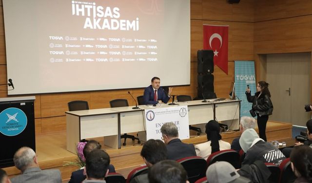 Kütahya’da TÜGVA İhtisas Akademisi Programı