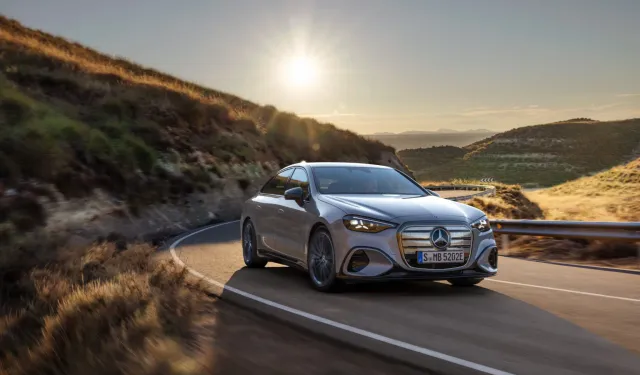 Mercedes-Benz, tamamen elektrikli yeni C-Serisi’ni tanıttı