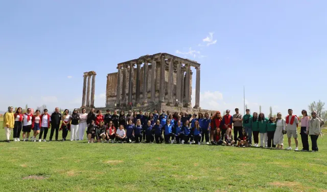 Yurtlig sporcuları Aizanoi’ni ziyaret etti