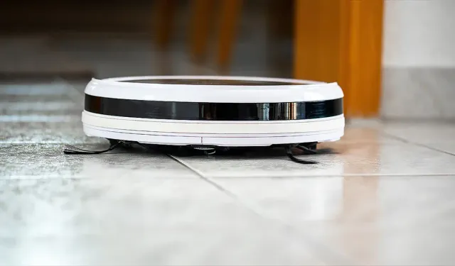 Hakaret davasında ilginç uzlaşma: Robot süpürge şartı