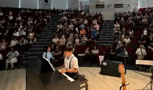 Kütahya BİLSEM sergi ve konseri tam not aldı