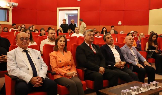 Kütahya Dumlupınar Türkiye’nin en iyi üniversite radyosu