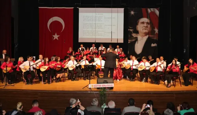 Kütahya’da halk ozanları türküleriyle anıldı