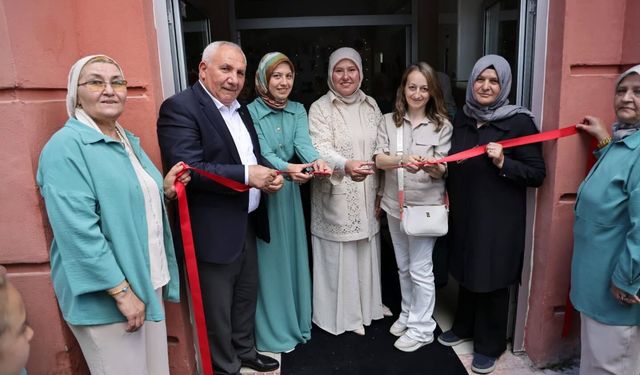 Kütahya'da kursiyerlerin yıl sonu sergisi