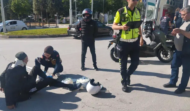 Kütahya’da motosikletle elektrikli bisiklet çarpıştı