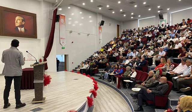 Kütahya’da öğretmenlere sosyal destek modeli anlatıldı