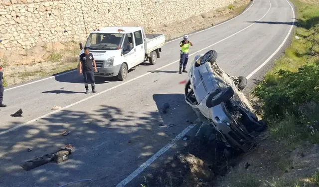 Kütahya'da otomobil takla attı, sürücü ağır yaralı