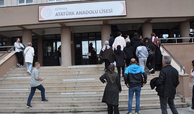 Kütahya'da YKS heyecanı yaşanıyor