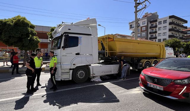 Muğla’da tırın çarptığı yaya hayatını kaybetti