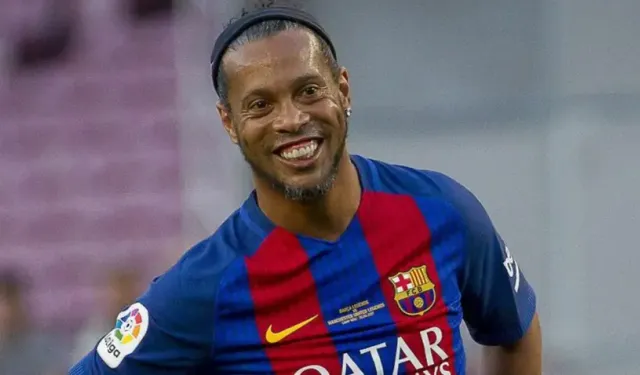 Ronaldinho sahalara geri dönüyor