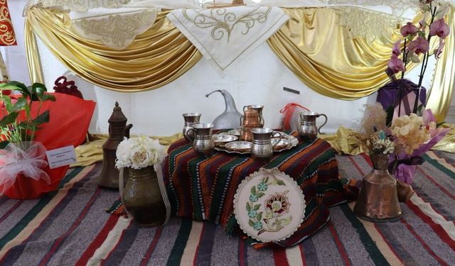 Kütahya Tavşanlı’da halk eğitimi yıl sonu sergisi açıldı
