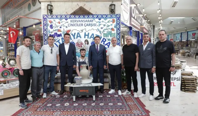 Kütahya Valisi Işın’dan çinici esnafına ziyaret