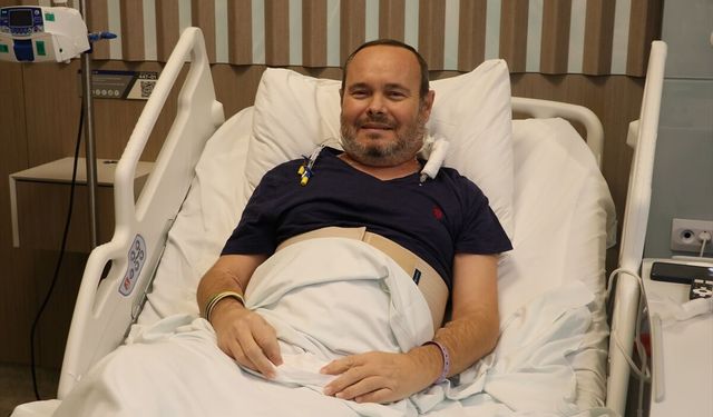 Aynı donörden iki böbrek nakliyle yeni hayata başladı