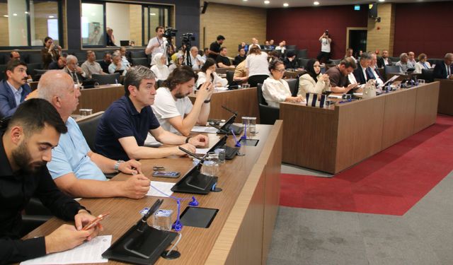 Kütahya Belediye Meclisi olağanüstü toplandı