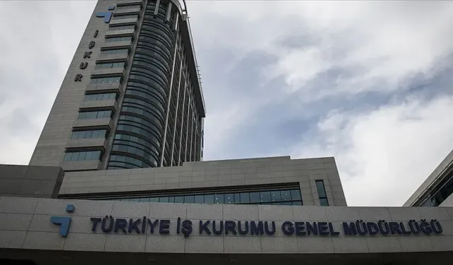 Öğrencilerin DABİS desteği kariyer verileri cebinde