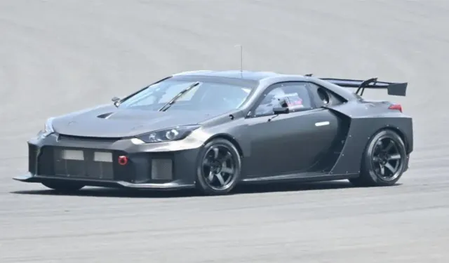 Toyota'nın gizemli spor otomobili pistte görüntülendi: Celica geri mi dönüyor?
