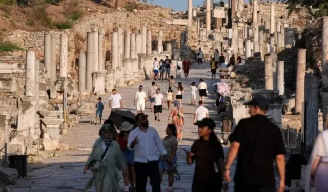 Yerli turistin tercihi akraba ziyareti oldu