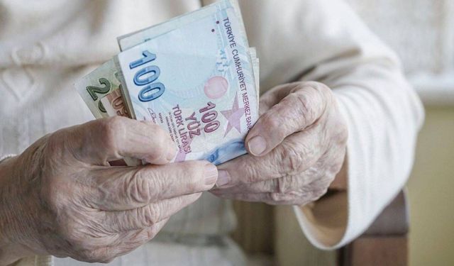Emekli maaşlarında Ocak 2027 zammı için 3 farklı senaryo