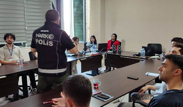 Kütahya polisinden uyuşturucuya karşı bilgilendirme seferberliği