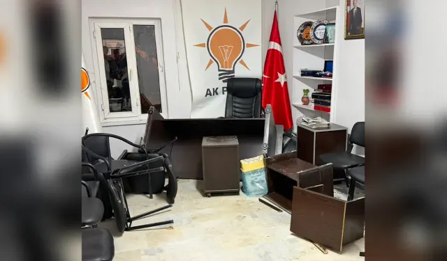Kütahya’da AK Parti binasına saldırı
