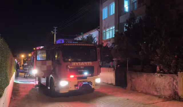 Kütahya’da apartman dairesindeki yangını ekipler söndürdü